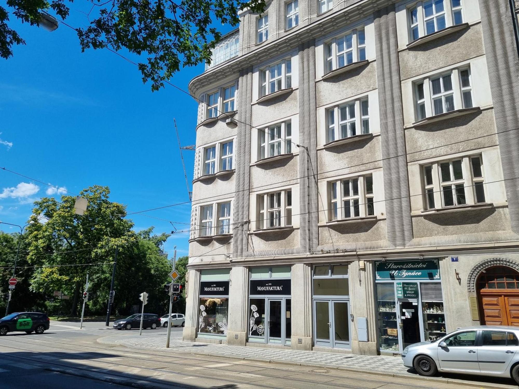 Oasis Apartments At Charles Square براغ المظهر الخارجي الصورة