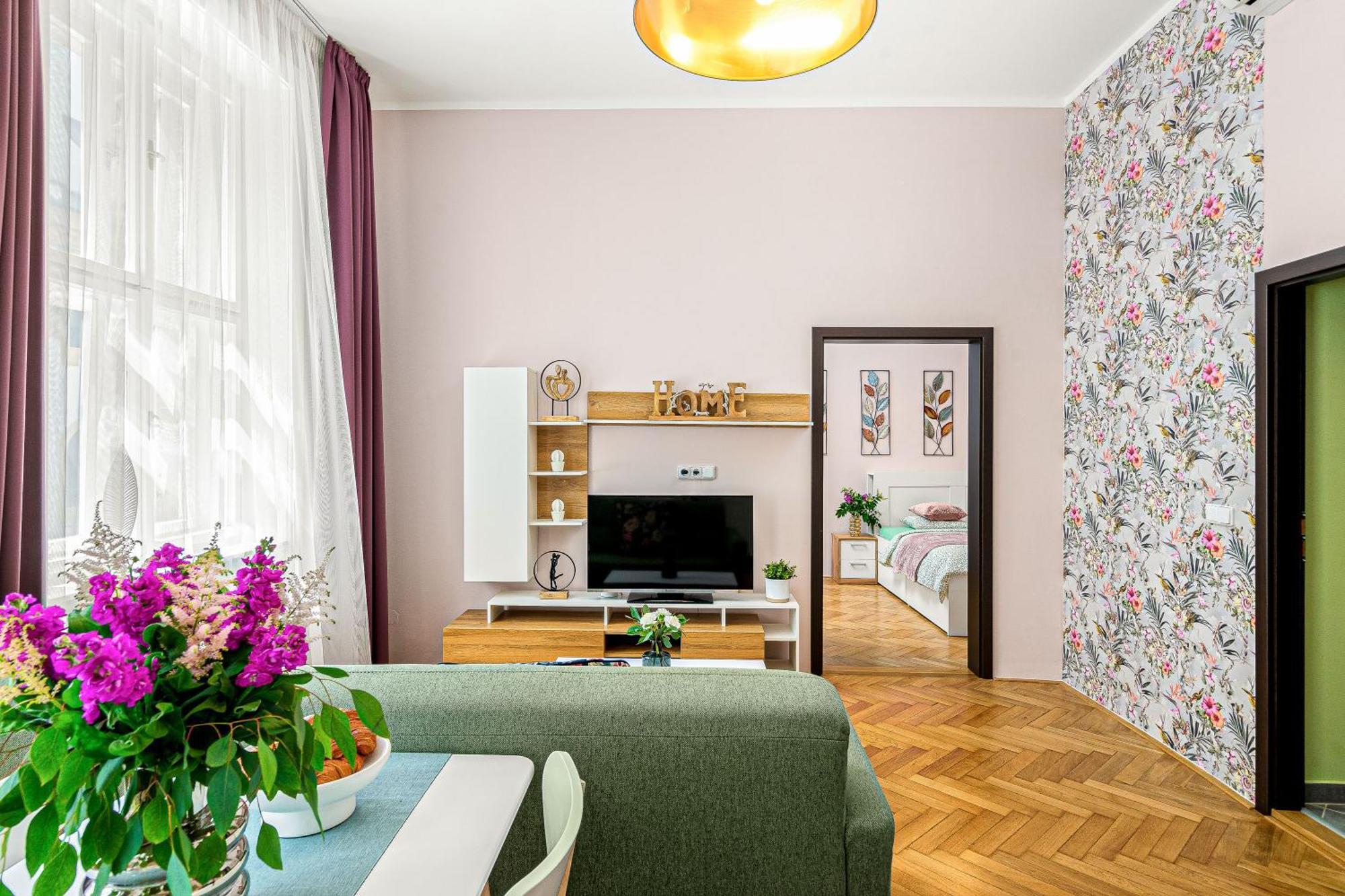 Oasis Apartments At Charles Square براغ المظهر الخارجي الصورة