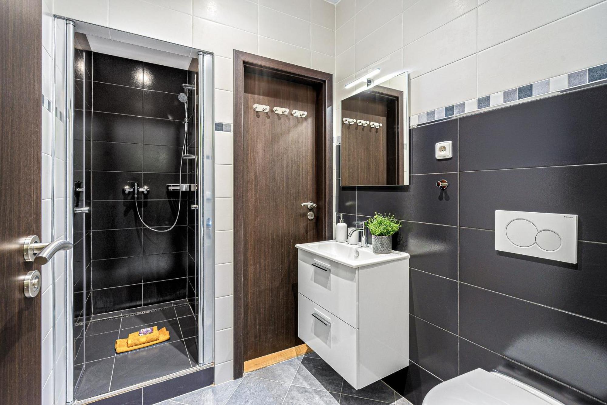 Oasis Apartments At Charles Square براغ المظهر الخارجي الصورة