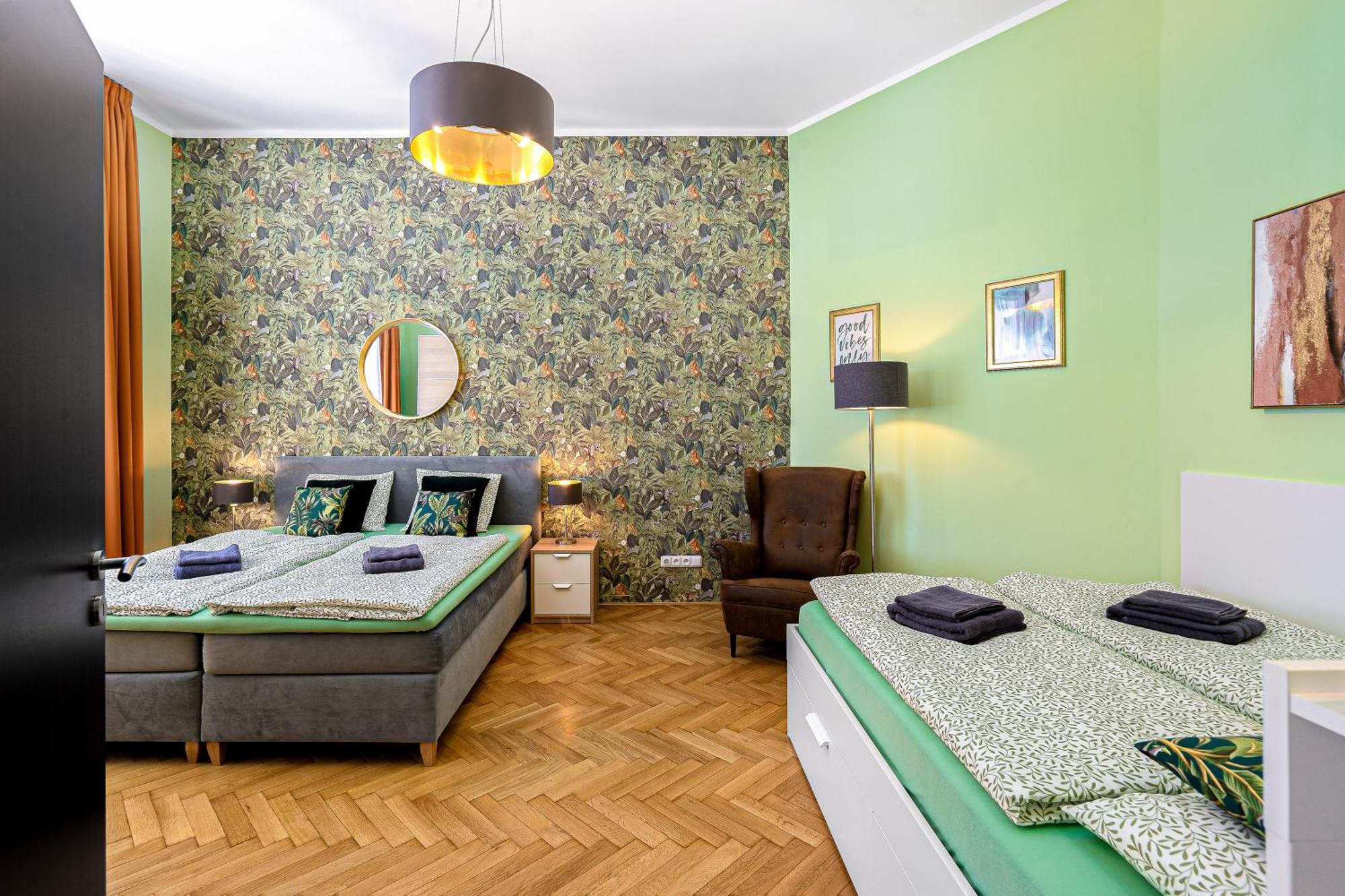 Oasis Apartments At Charles Square براغ المظهر الخارجي الصورة